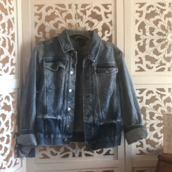 Ombré Jean Jacket + White Top 😍 - Picture 2 of 5